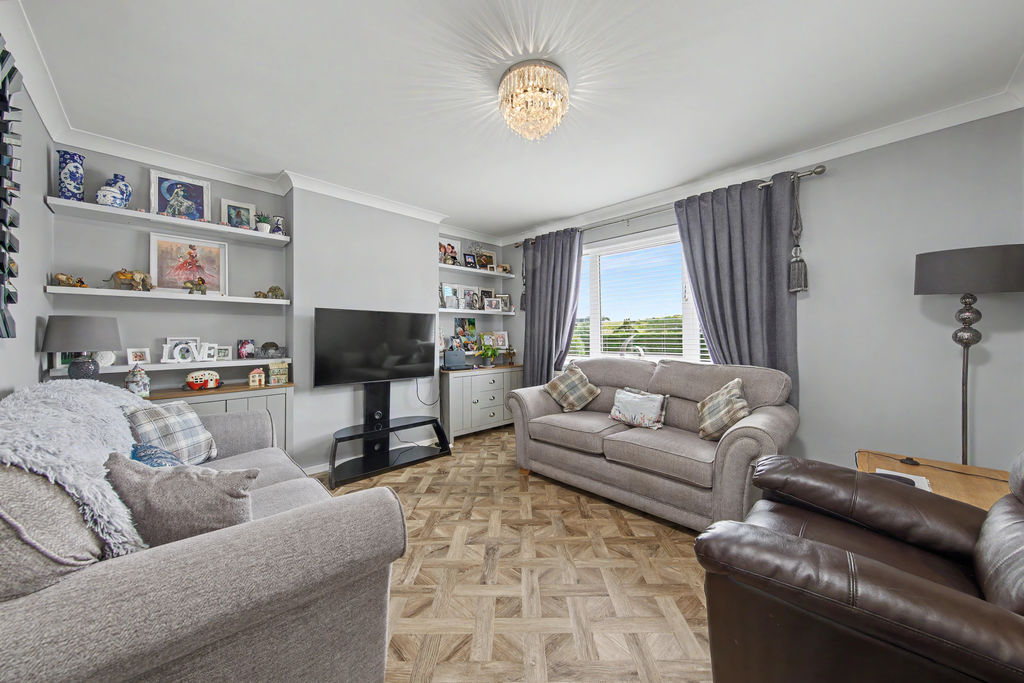 Thornbridge Crescent